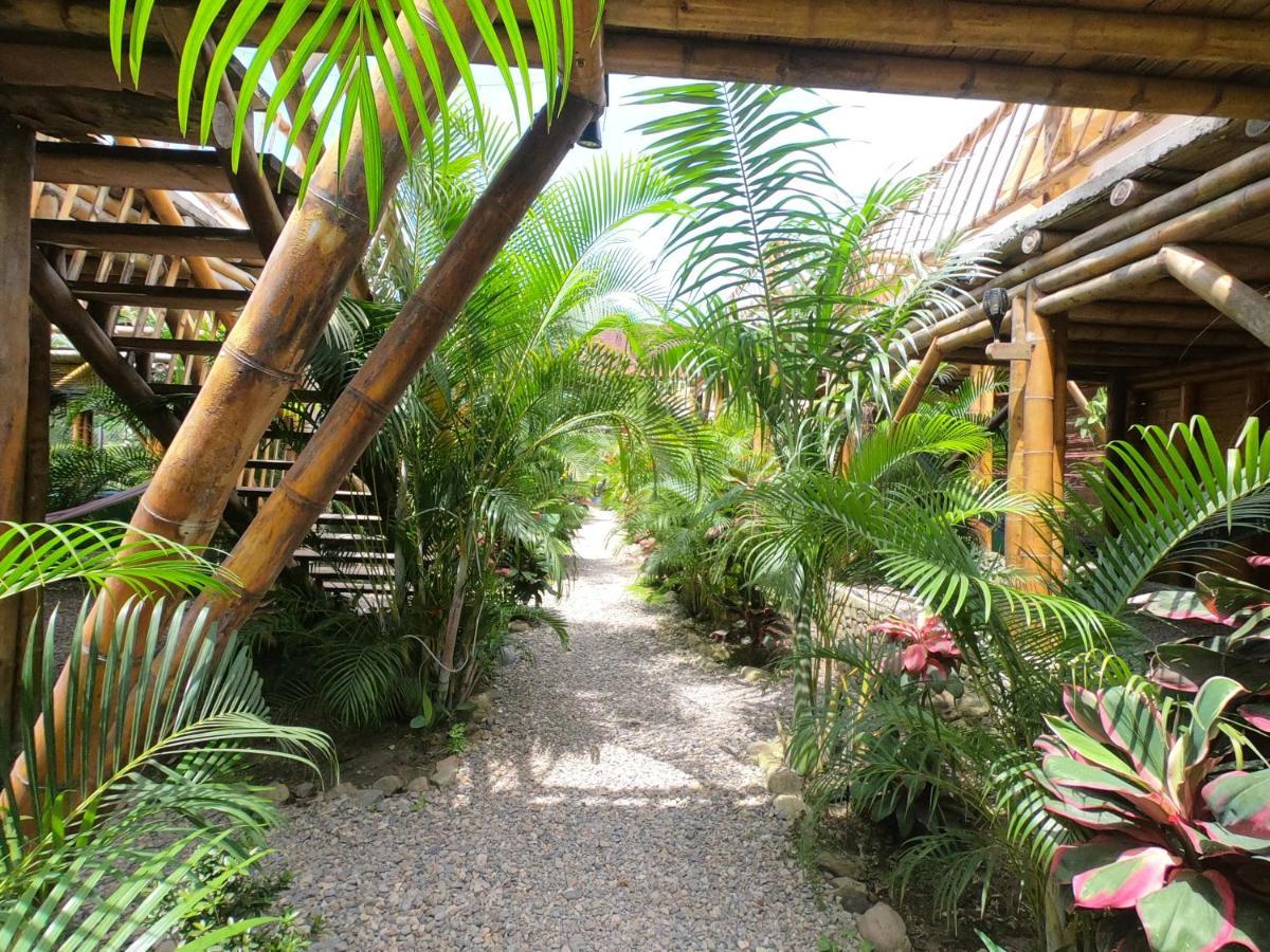 Glamping Due Amici Hotel ปาโลมิโน ภายนอก รูปภาพ