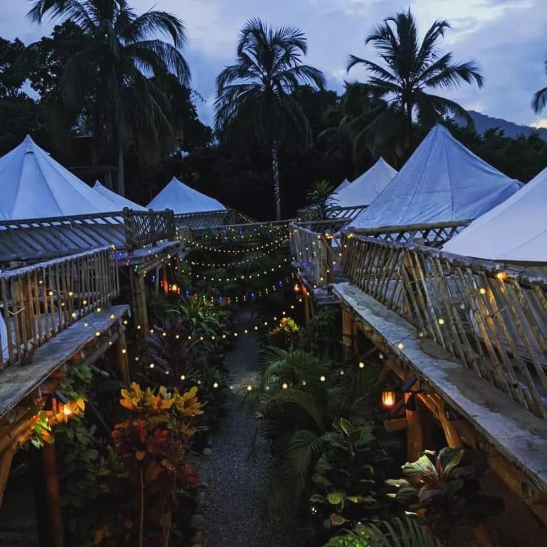 Glamping Due Amici Hotel ปาโลมิโน ภายนอก รูปภาพ