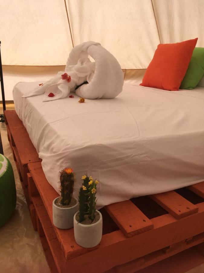 Glamping Due Amici Hotel ปาโลมิโน ภายนอก รูปภาพ