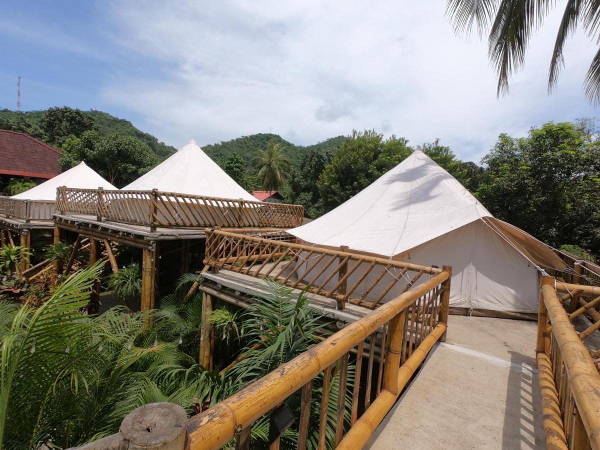 Glamping Due Amici Hotel ปาโลมิโน ภายนอก รูปภาพ